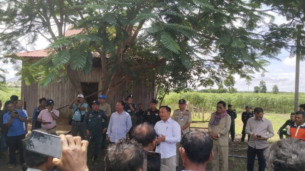 រូបភាពពាក់ព័ន្ធ