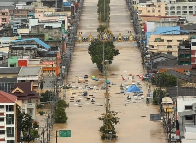 ទឹកជំនន់ថៃ