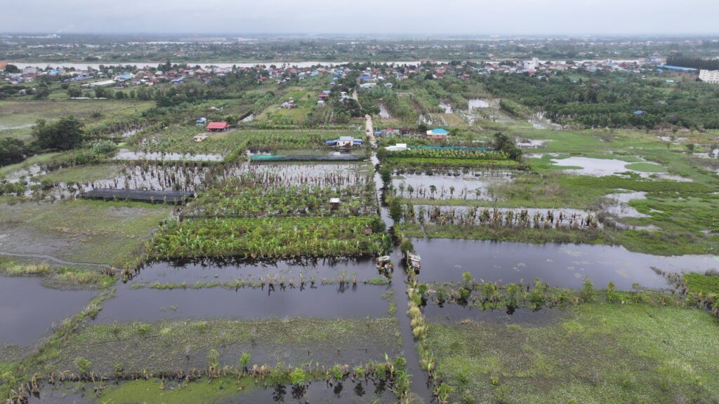 ស្ថានភាពទឹកលិចនៅសាលារៀន