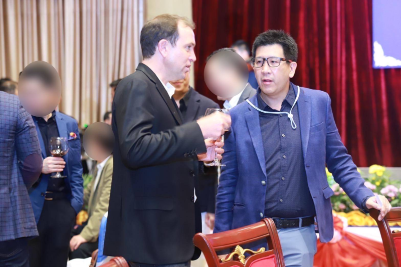 រូបថតមេ Scammer Ben Smith