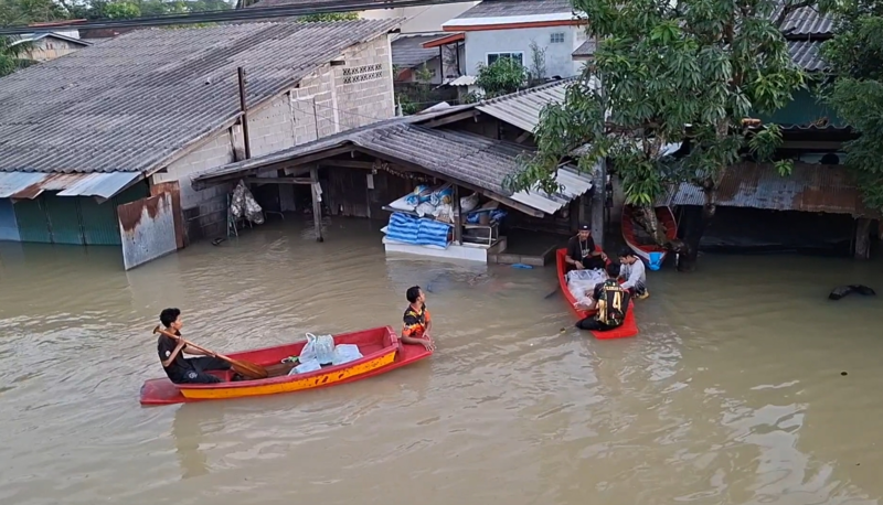 ទឹកជំនន់នៅថៃ