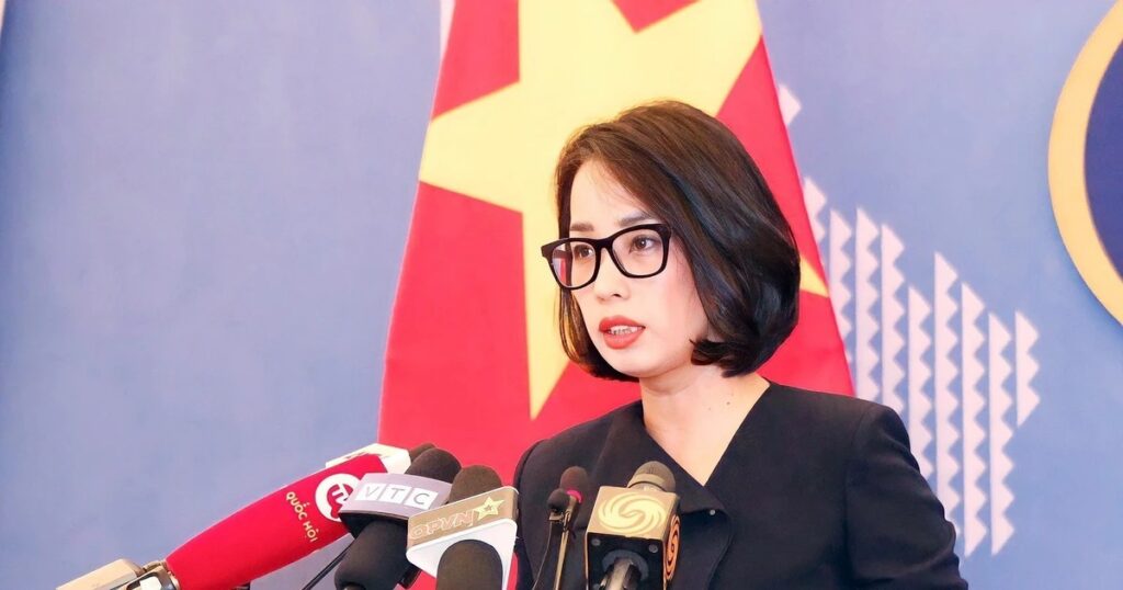 លោកស្រី Phạm Thu Hanging អ្នកនាំពាក្យក្រសួងការបរទេសវៀតណាម