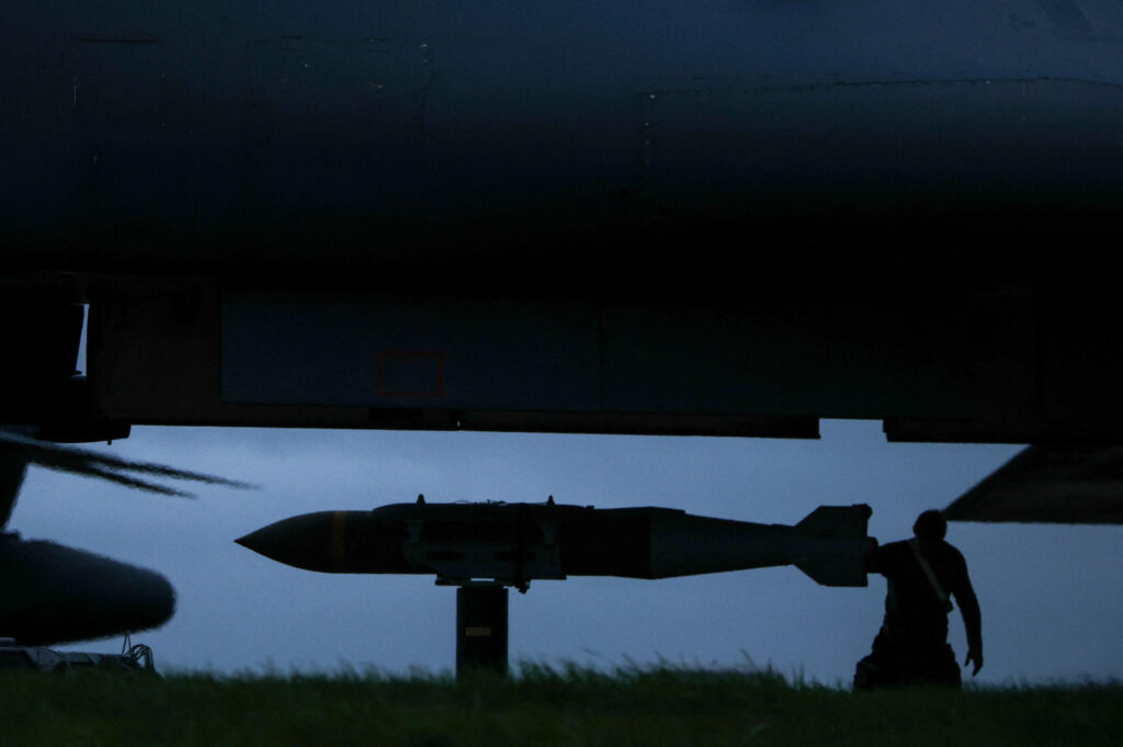 អ៊ីរ៉ង់បន្តបាញ់មីស៊ីល