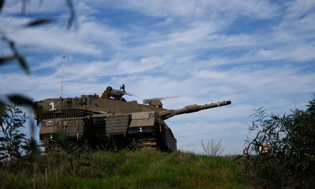 ការផ្គត់ផ្គង់អាវុធអាមេរិក