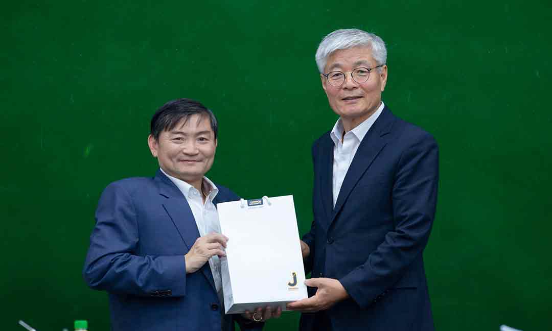 ក្រសួងការងារ និងសាកលវិទ្យាល័យ Jungwon របស់កូរ៉េ ពិភាក្សារកឱកាសបង្កើតកិច្ចសហប្រតិបត្តិការក្នុងវិស័យ TVET