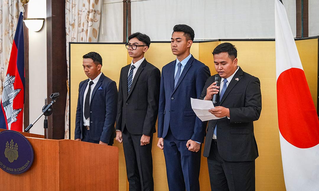 សិក្ខាកាម៤រូបមកពីក្រសួងការពារជាតិ នឹងបន្តការសិក្សានៅបណ្ឌិតសភាការពារជាតិជាន់ខ្ពស់នៅជប៉ុន