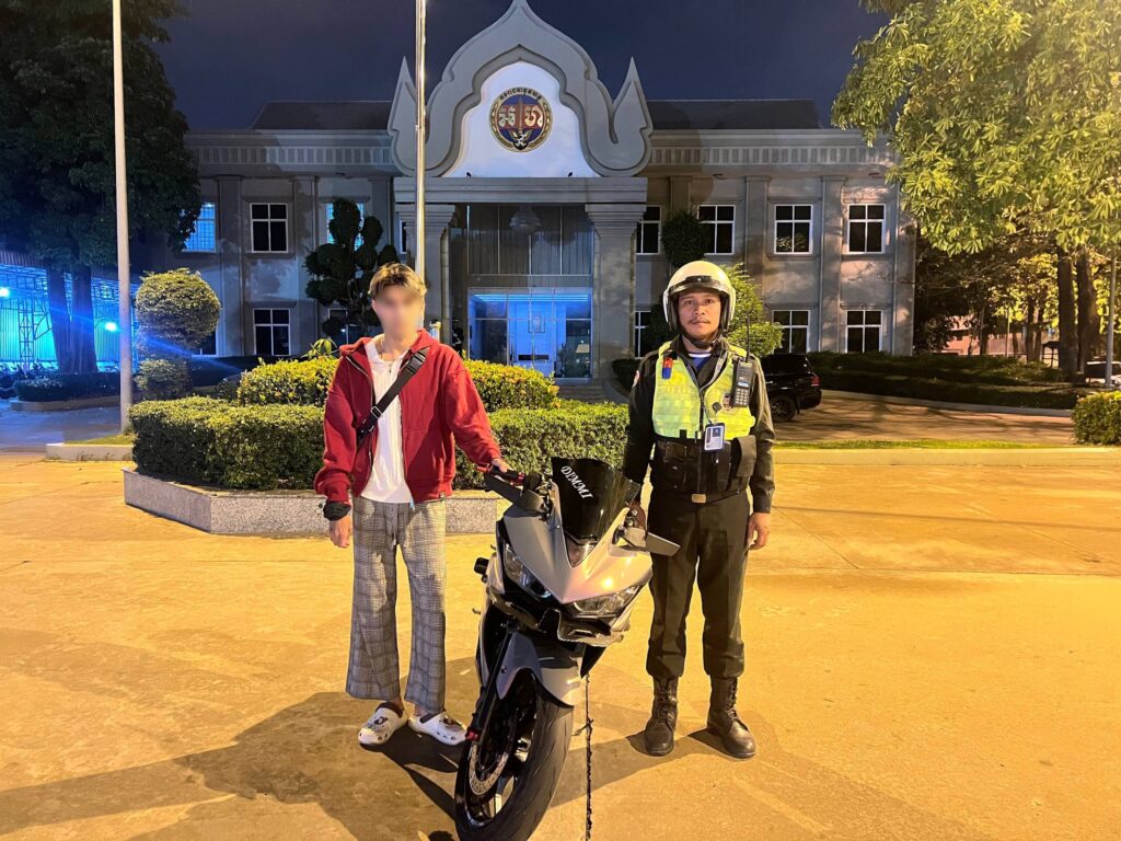 ម៉ូតូដែលត្រូវបានដកហូត