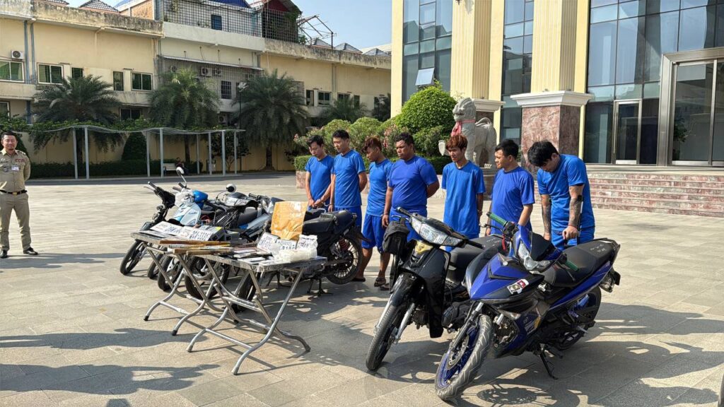 ជនសង្ស័យត្រូវបានឃាត់ខ្លួន