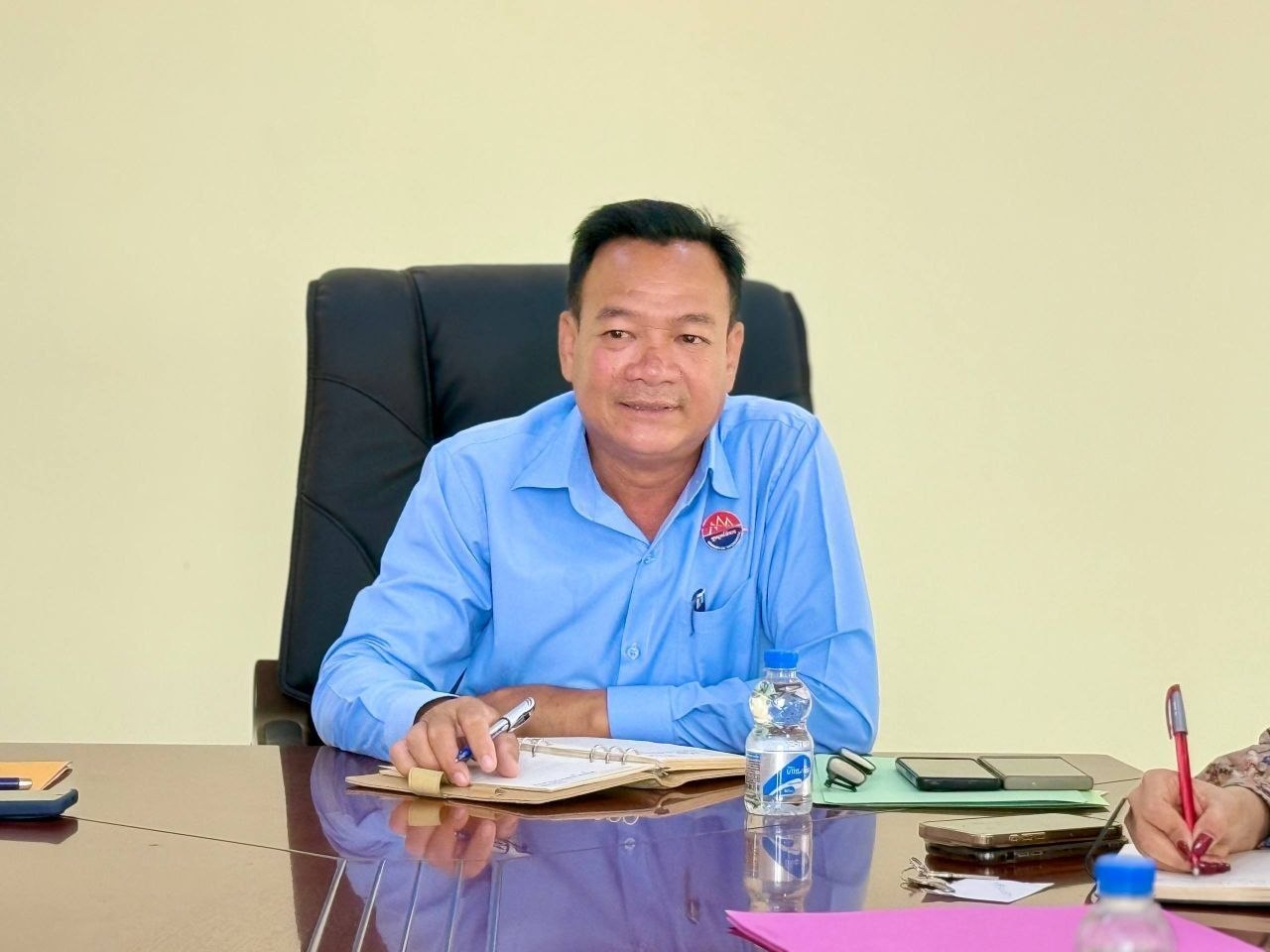 ប្រធានមន្ទីរព័ត៌មានខេត្តព្រៃវែង ណែនាំឲ្យមន្ត្រីបង្កើនការយកចិត្តទុកដាក់​ និងពង្រឹងការប្រយុទ្ធប្រឆាំងព័ត៌មានក្លែងក្លាយ