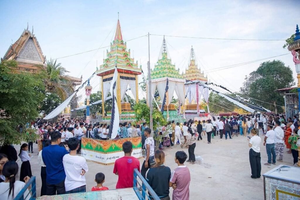 រថយន្ត Mercedes បង្កគ្រោះថ្នាក់