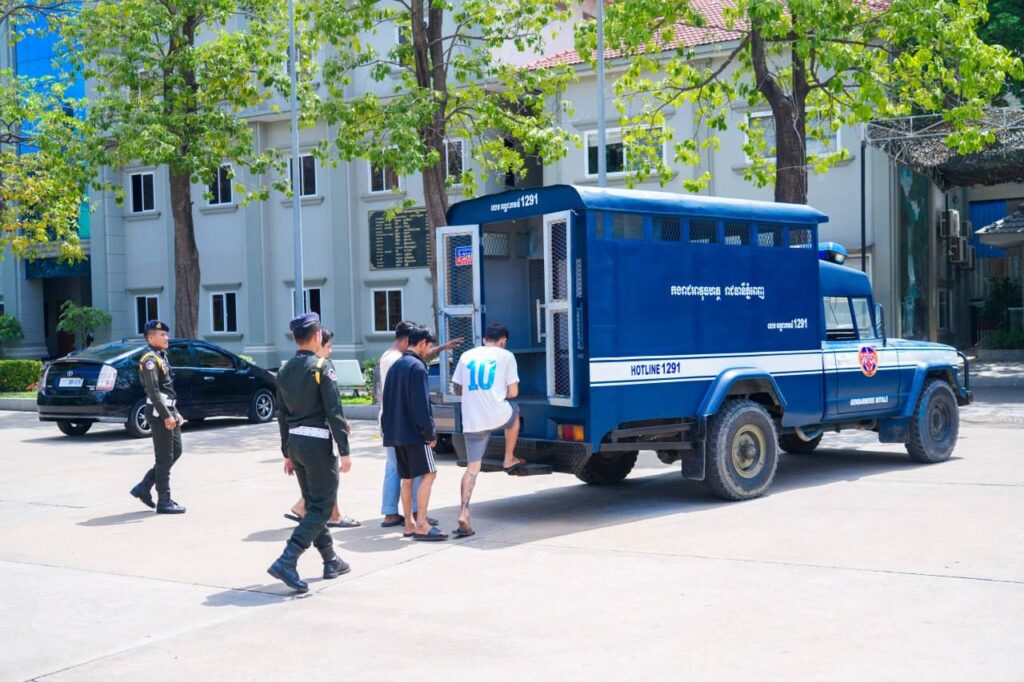 វត្ថុតាងបង្ហាញ