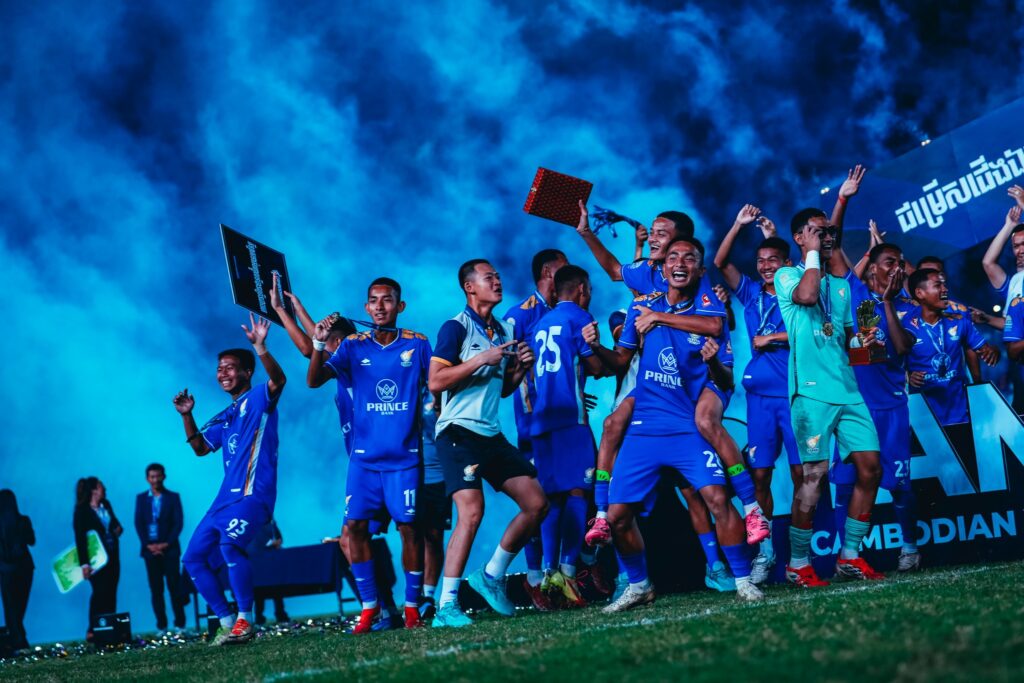 មិន​ធម្មតា! វិសាខា ក្រសោប​​បានពាន​យុវជនទាំង​ ៤ កម្រិត​នៅ​រដូវ​កាល​នេះ