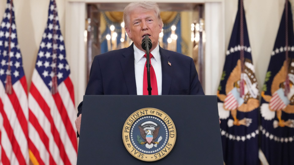 ត្រាំថ្លែងសុន្ទរកថា