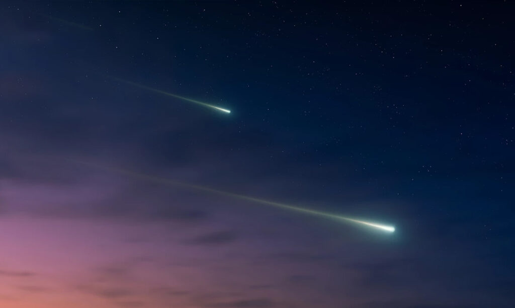 ផ្កាយដុះកន្ទុយនៅលើមេឃ