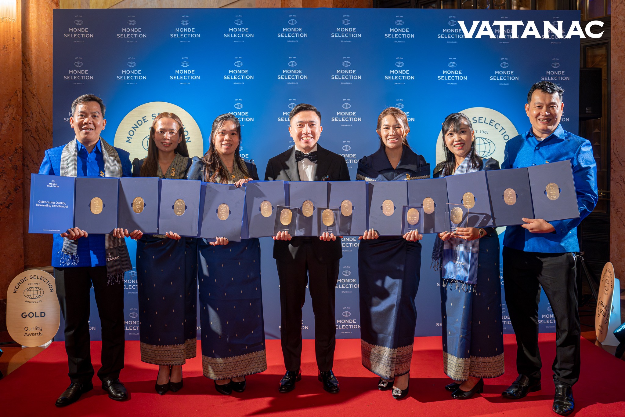 មិនមែន២ មិនមែន១០ ក្រុមហ៊ុន វឌ្ឍនៈ ឈ្នះមេដាយមាសច្រើនបំផុតចំនួន ២១ ពានរង្វាន់​​ពេជ្រ ចំនួន ៤ សម្រាប់ឆ្នាំ២០២៦ មិនធ្លាប់មានក្នុងប្រវត្តិសាស្រ្តប្រទេសកម្ពុជា និងស្ថាប័ន Monde Selection