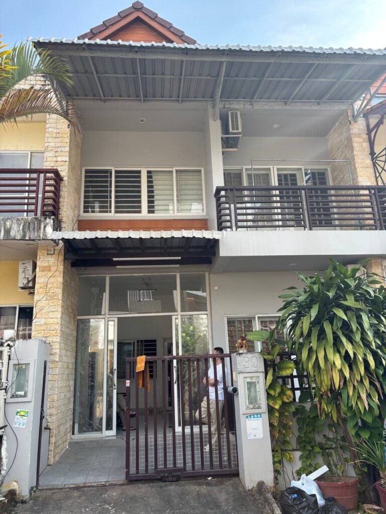 សម្ភារៈបច្ចេកវិទ្យាដែលត្រូវបានរឹបអូស