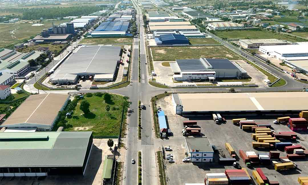 មន្ត្រី និងអ្នកជំនាញ​អះអាង សេដ្ឋកិច្ច​កម្ពុជា ​នៅ​តែ​រក្សា​នូវ​ភាព​ធន់ ​ទោះបី​ឆ្លងកាត់​វិបត្តិ​ច្រើន​