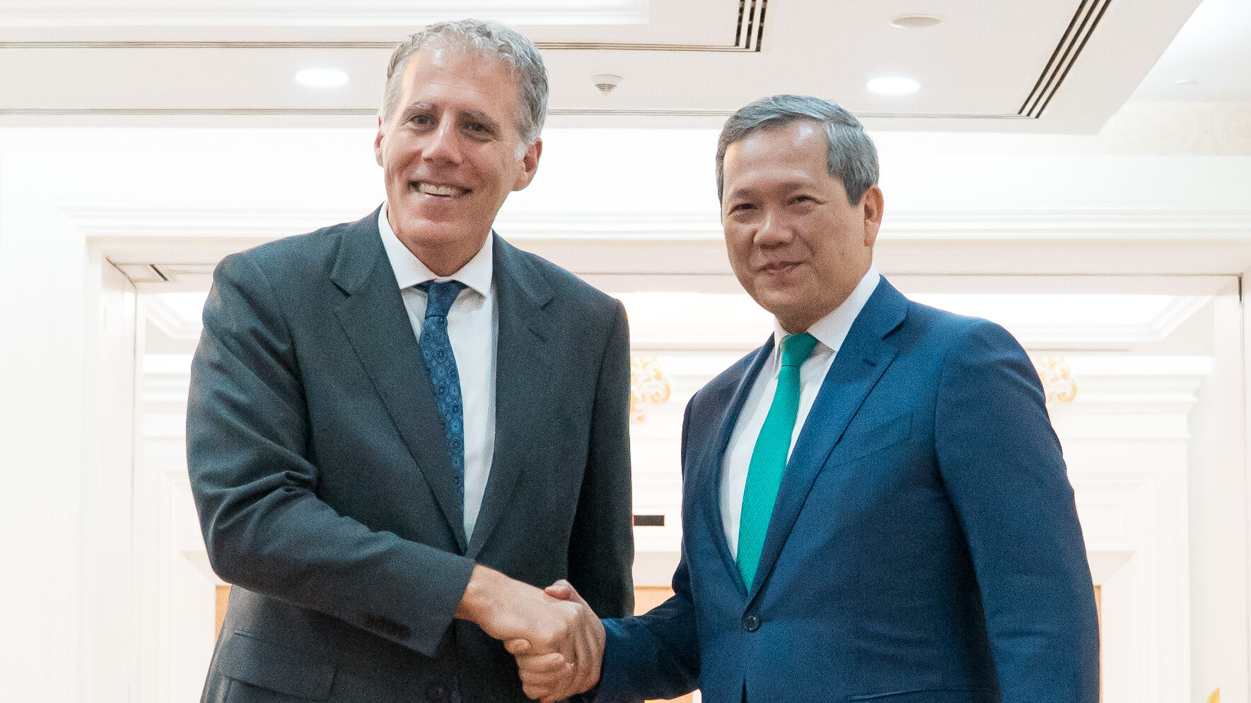 កម្ពុជាគ្រោងបង្កើតការិយាល័យតំណាងសភាពាណិជ្ជកម្មនៅកាណាដា ដើម្បីជំរុញទំហំពាណិជ្ជកម្ម ការវិនិយោគទ្វេភាគីឱ្យកាន់តែខ្លាំងក្លា