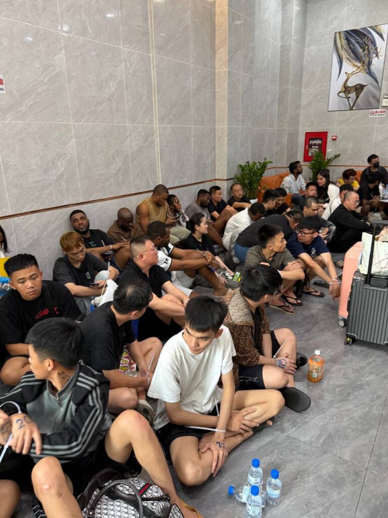 ជនបរទេសដែលត្រូវឃាត់ខ្លួន