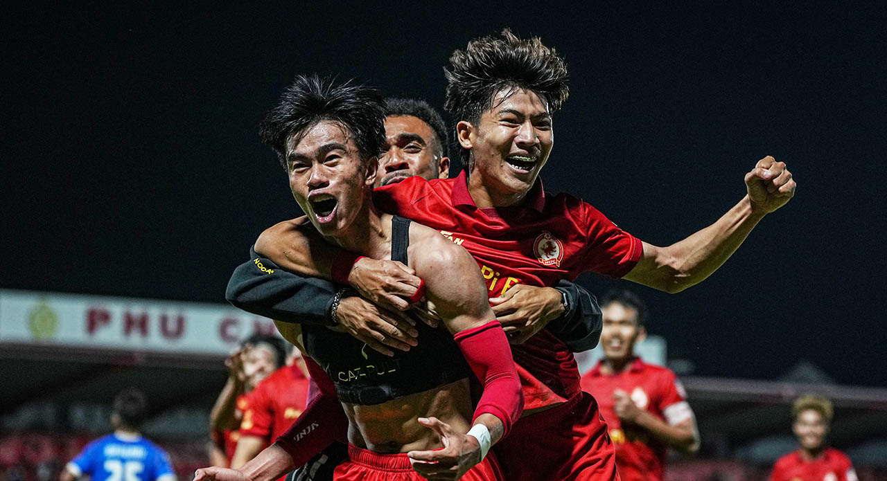 ភ្នំពេញក្រោន ត្រូវ​ការឈ្នះ ព្រះ​ខ័ន​រាជ​ស្វាយរៀង ថ្ងៃ​សៅរ៍​នេះ​ដើម្បី​លេខ ២ ក្នុងលីគ