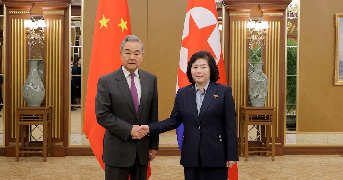 លោក វ៉ាង យី សរសើរ​​​ការ​លួតលាស់​នៅ​កូរ៉េ​ខាង​ជើង ទោះ​បីរងការ​គាប​សង្កត់​ពី​អាមេរិក​