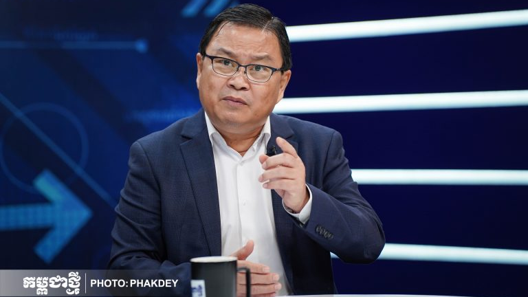 លោក សូ ណារ៉ូ ថា​ក្រុម​លោក​ សម រង្ស៊ី កំពុង​ខ្ចី​ដៃ​សត្រូវ​និង​ធ្វើ​សង្គ្រាម​ចិត្តសាស្ត្រ​បំបែក​ខ្មែរ