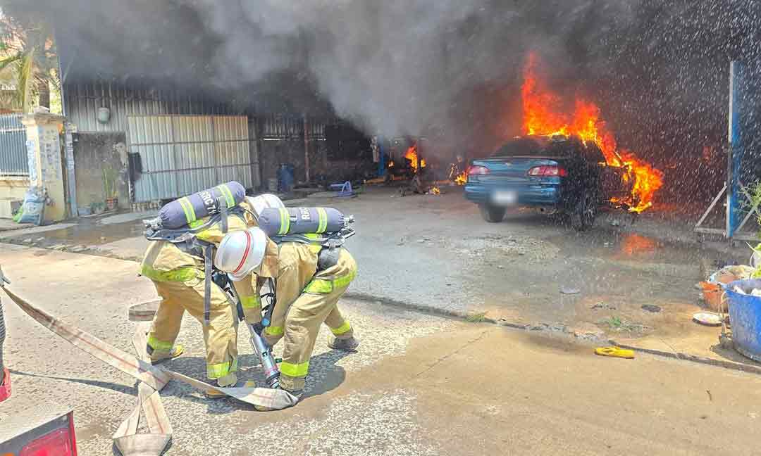 ឆ្លងចរន្តអគ្គិសនីឆេះឃ្លាំងជួសជុលរថយន្ត ១ កន្លែង នៅសង្កាត់ចោមចៅទី ២​ ខូចខាតរថយន្ត-ម៉ូតូ ៣ គ្រឿង និងសម្ភារៈមួយចំនួន