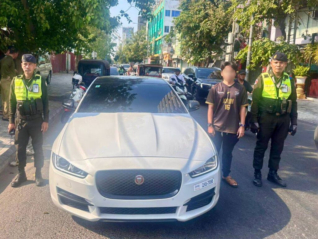 ការប្រតិបត្តិការរបស់អាវុធហត្ថ