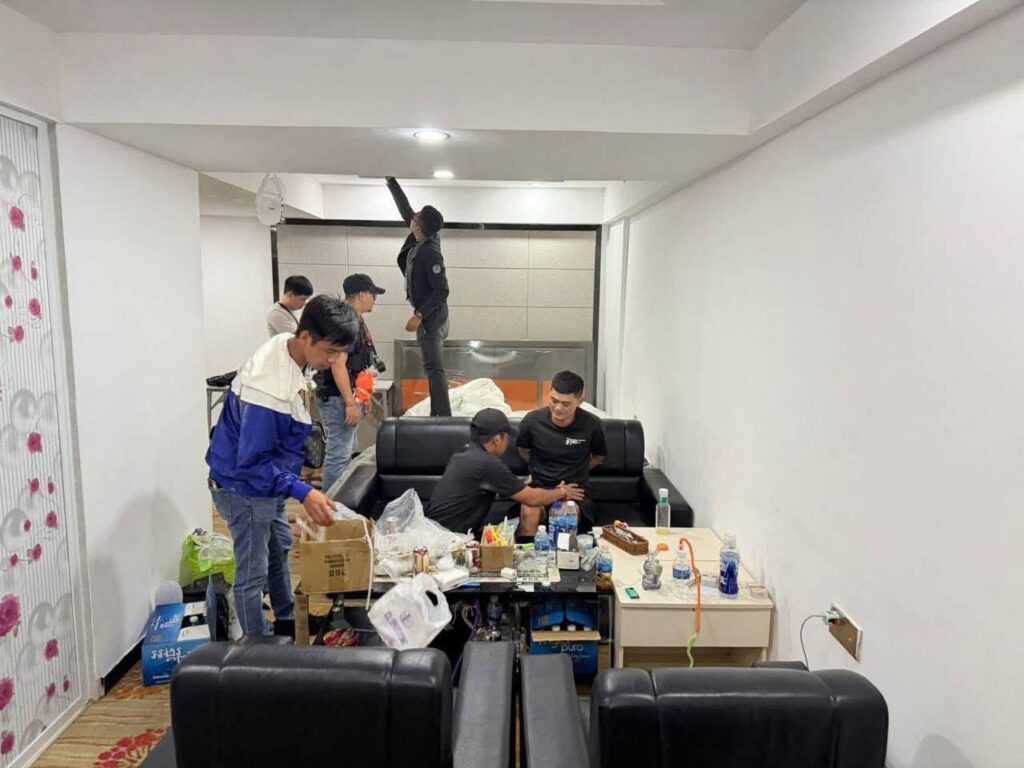 ជនសង្ស័យត្រូវឃាត់ខ្លួន