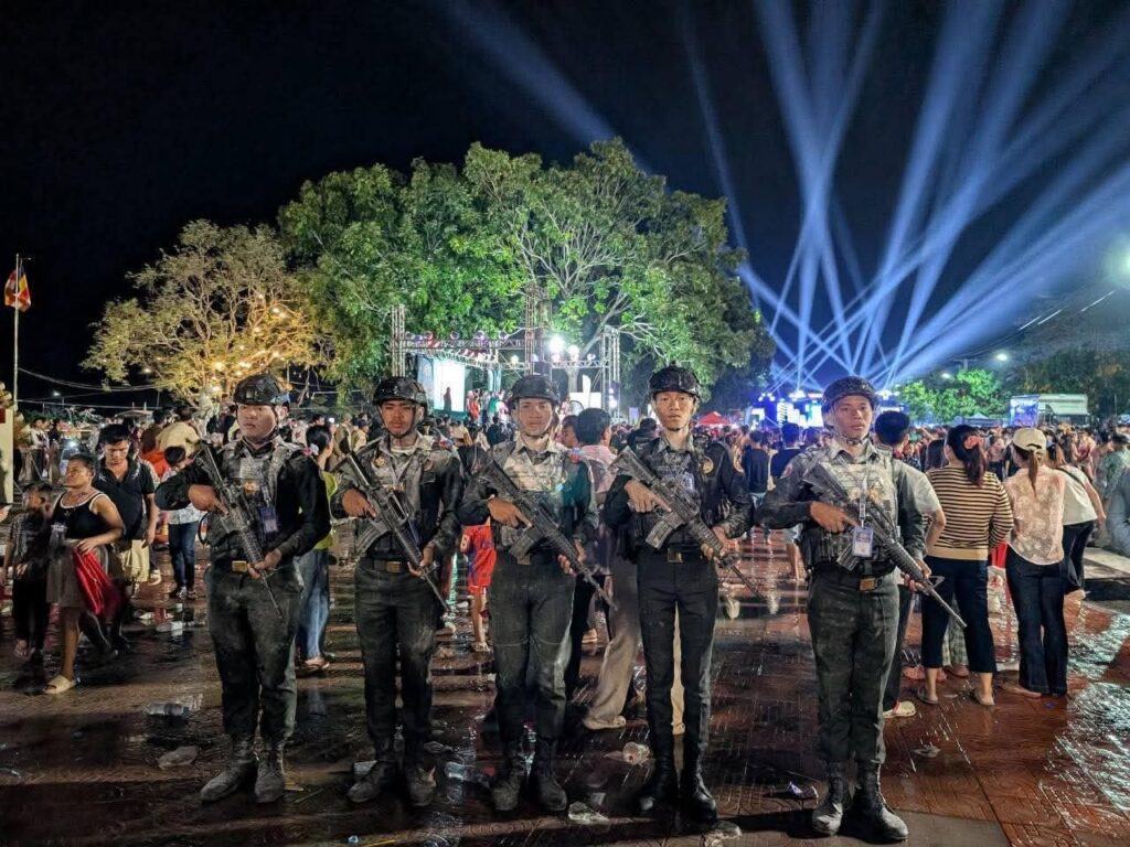 ភ្ញៀវទេសចរនៅតាកែវសង្ក្រាន្ត