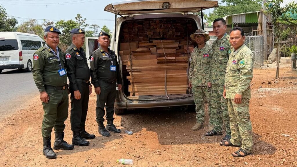 វត្ថុតាងឈើខុសច្បាប់