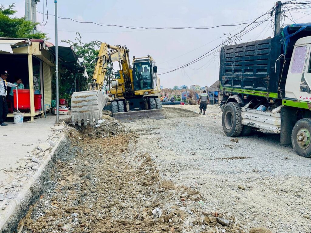 ការដ្ឋានសាងសង់ផ្លូវ