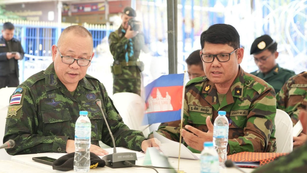 យោធភូមិភាគទី៤ កម្ពុជា និងកងទ័ពភូមិភាគទី២ថៃ ជួបប្រជុំក្រៅផ្លូវការដោះស្រាយបញ្ហាកម្រិតមូលដ្ឋាន