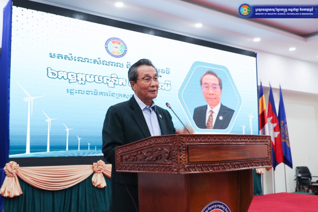 ចំណូលពលរដ្ឋ​ចាប់ពី ៤ ៤៩៦ ដុល្លារ ជា​ចំណូលមធ្យមកម្រិតខ្ពស់ និង​ឈាន​ចាប់​ពី ១៣ ៩៣៥​ ដុល្លារ​ ទើប​ក្លាយជា​ប្រទេស​មាន​ចំណូលខ្ពស់​