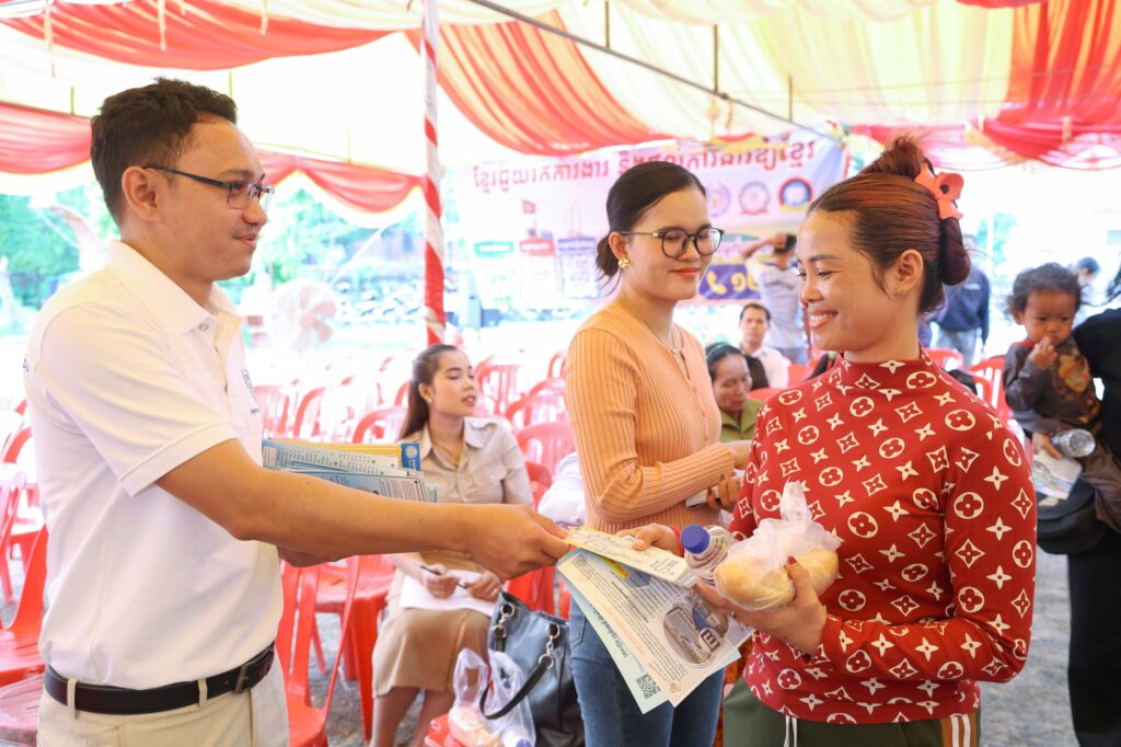 ក្រសួងការងារ បន្តនាំយកឱកាសការងារជាង ៤ពាន់កន្លែង ជូនដល់ប្រជាពលរដ្ឋដល់មូលដ្ឋានក្នុងខេត្តសៀមរាប