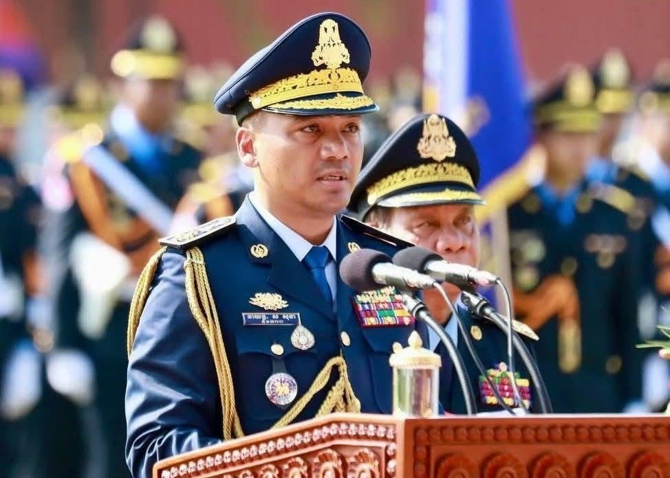 ចំពោះមុខបញ្ហាក្នុងខឿនសន្តិសុខ រដ្ឋមន្ត្រីមហាផ្ទៃ ទាមទារឱ្យកម្លាំងនគរបាលបង្កើនស្មារតីប្រុងប្រយ័ត្ន និងខិតខំបំពេញការងារ