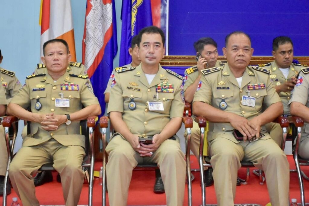 កម្លាំងនគរបាលតាកែវ