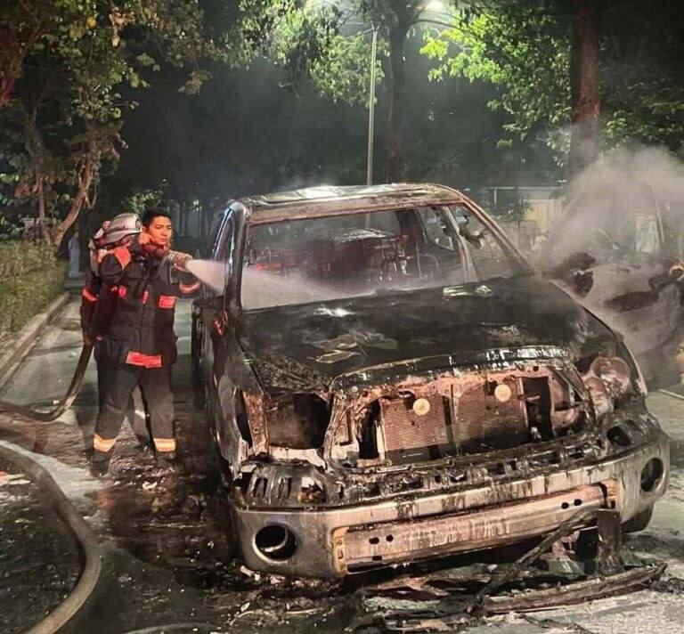 រថយន្តឆេះ