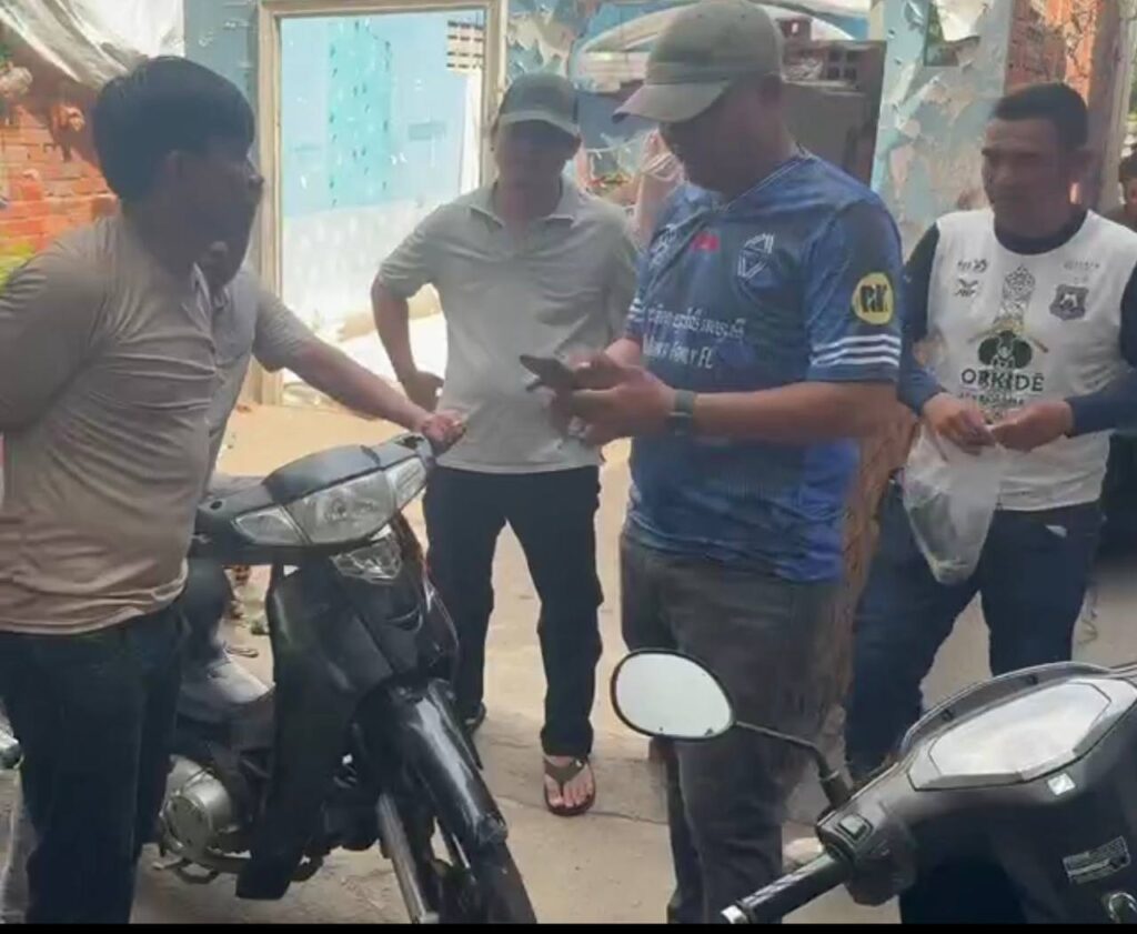 នគរបាលខណ្ឌទួលគោក បញ្ជូនជនសង្ស័យម្នាក់ទៅកាន់តុលាការ ករណីលួចបើកទ្វារឡានយកកាបូបលុយនៅផ្សារនាគមាស