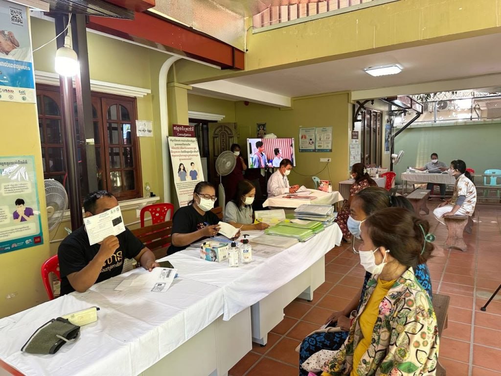 អ្នកផ្ទុកមេរោគអេដស៍ជាង ៥៥ ០០០ នាក់ ទទួលបានបណ្ណមូលនិធិសមធម៌ពីរាជរដ្ឋាភិបាល