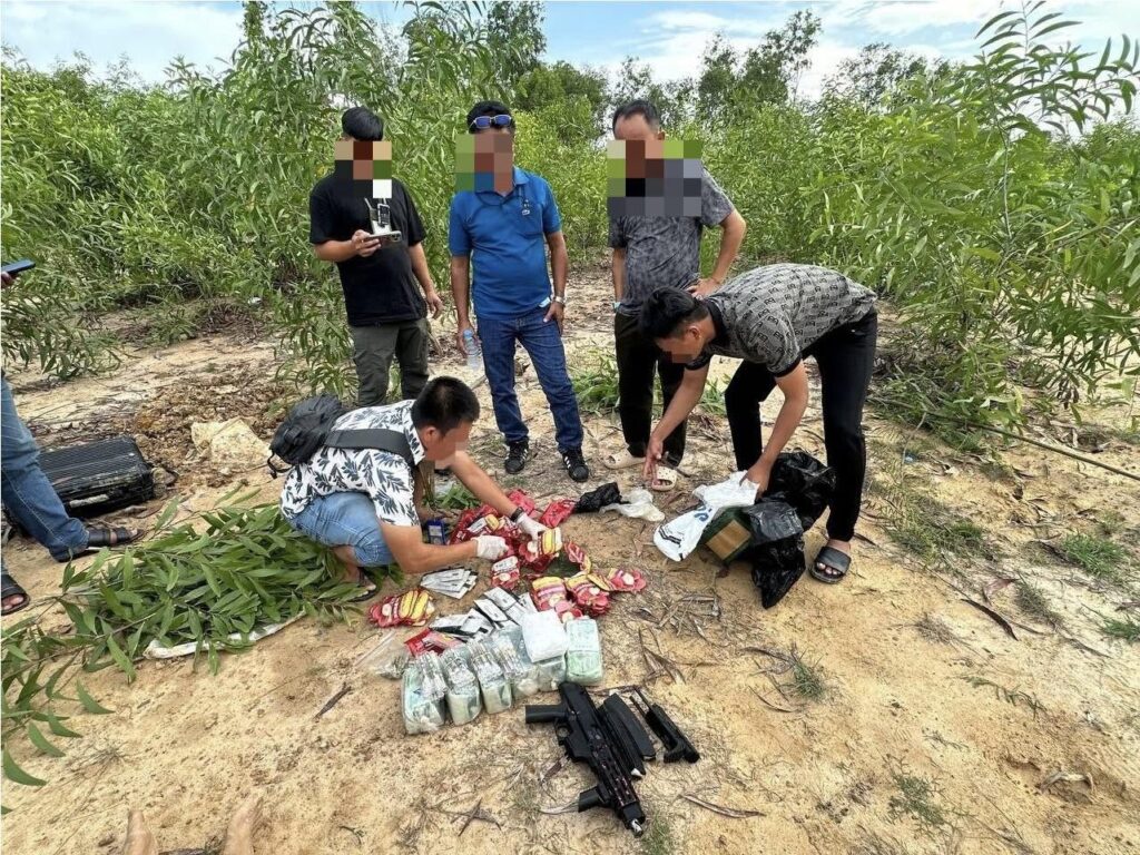 នគរបាលខេត្តស្វាយរៀង​​ បង្ក្រាបករណីជួញដូរគ្រឿងញៀនឃាត់ខ្លួនជនជ