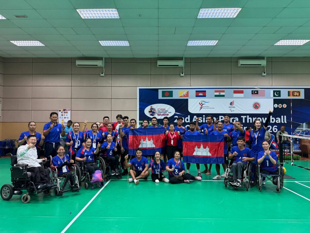 ក្រុម​បាល់បោះ​ពិការ​កម្ពុជាបុរស និង​នារី ឈ្នះ​មេដាយ​មាស​ពី​ការ​ប្រកួត​បាល់បោះ​ពិការ​ជើង​ឯក​អាស៊ី