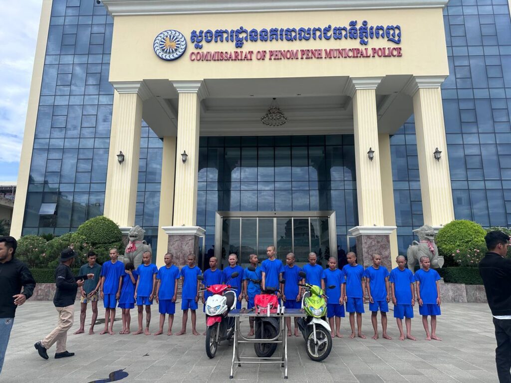 នរគបាលរាជធានីភ្នំពេញ ស្រាវជ្រាវបង្រ្កាបក្មេងទំនើងប្រើហិង្សា-