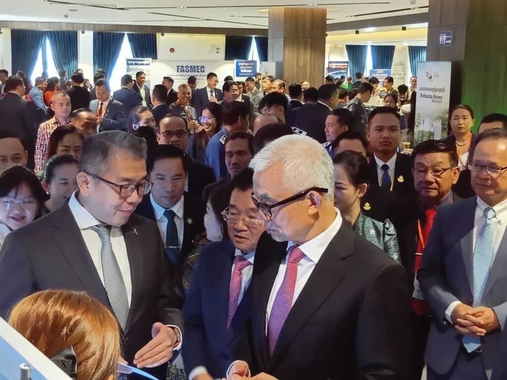 ចុះ​បញ្ជី​សហគ្រាស SME ​នឹង​​សម្រួល​តាម CAMDX លែង​ស្មុគស្មាញ 